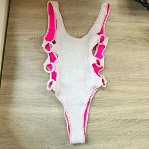 New Cleonie Gili Crinkle Maillot One Piece Swimsuit Bathing Suit Swim White OS